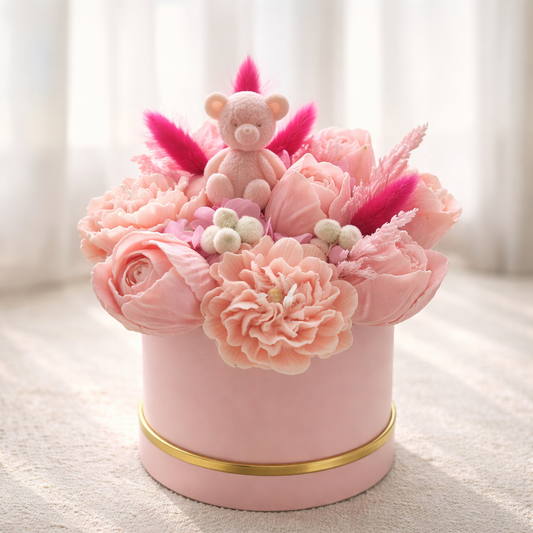 Blush Forever Hug - Mother's Day Limited Edition Soy Wax Bouquet Candle